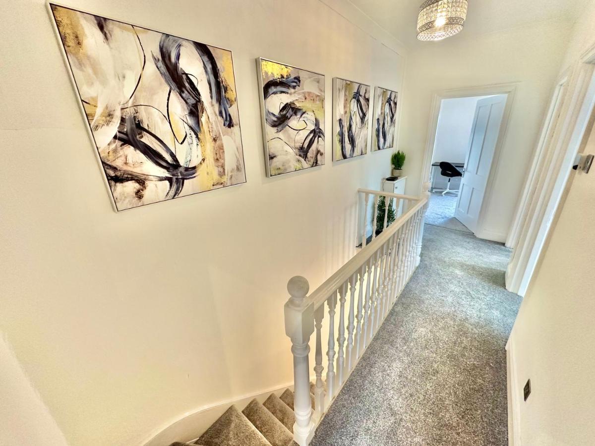 Chic Apartment In Central Bournemouth With Parking エクステリア 写真