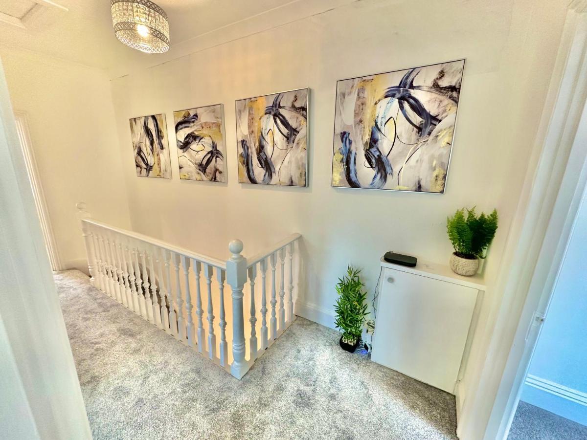 Chic Apartment In Central Bournemouth With Parking エクステリア 写真